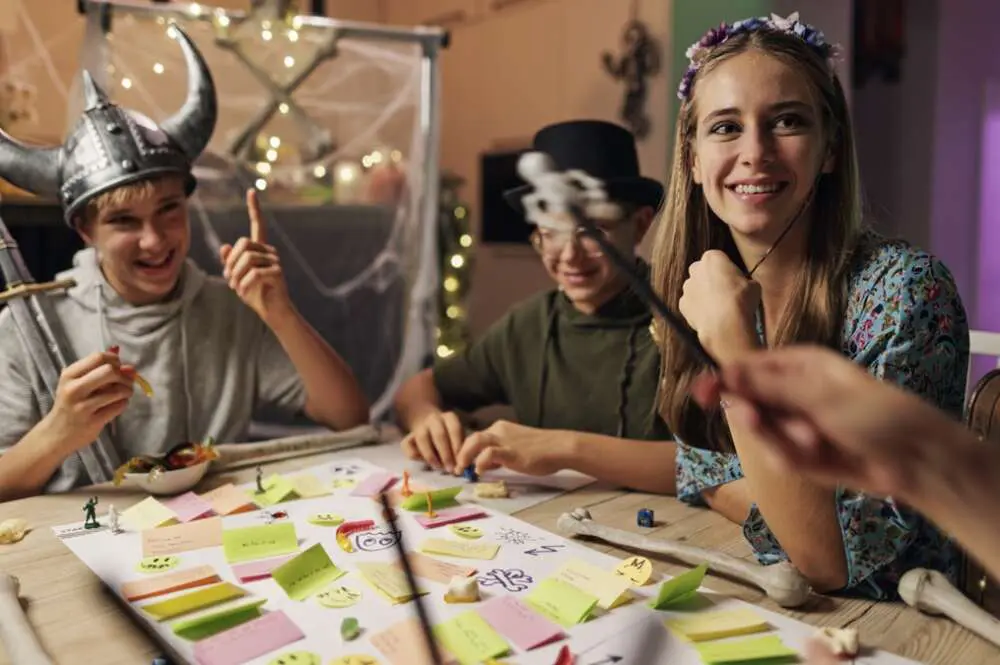 Celebra Halloween en casa con los 5 mejores juegos de mesa temáticos