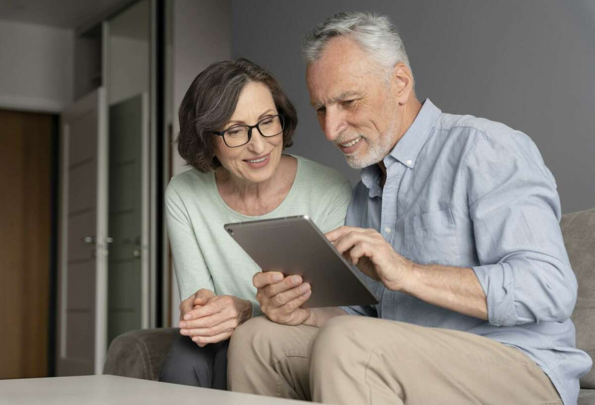 La edad mínima de jubilación en 2024 serán los 66 años y seis meses. Foto: Freepik.