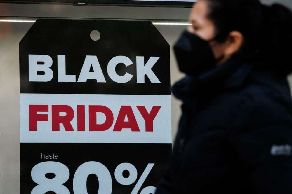 Cartel publicitario de Black Friday. EFE BBVA MyInvestor