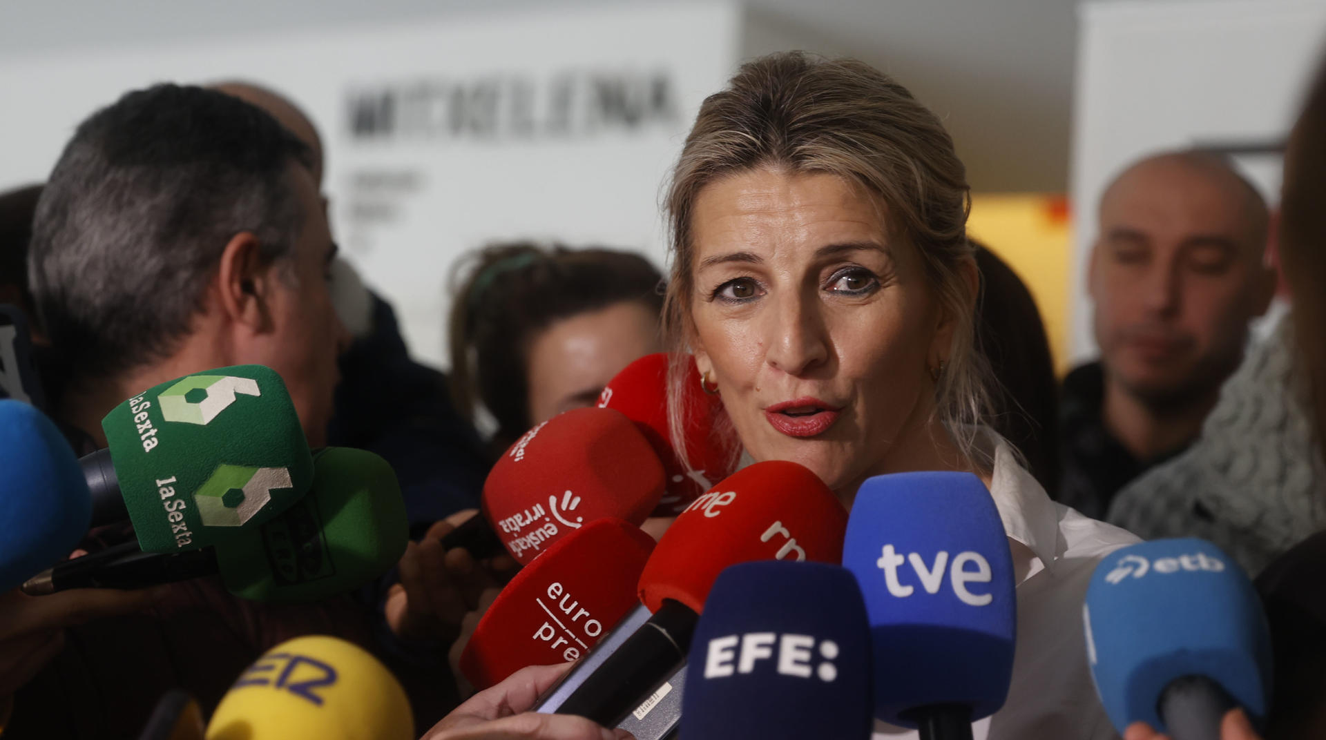 Yolanda Díaz vuelve a chocar contra Nadia Calviño. Foto EFE/Luis Tejido