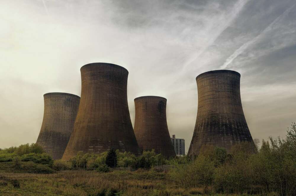 La tasa Enresa se aplica a la producción de energía nuclear. Foto: Freepik.