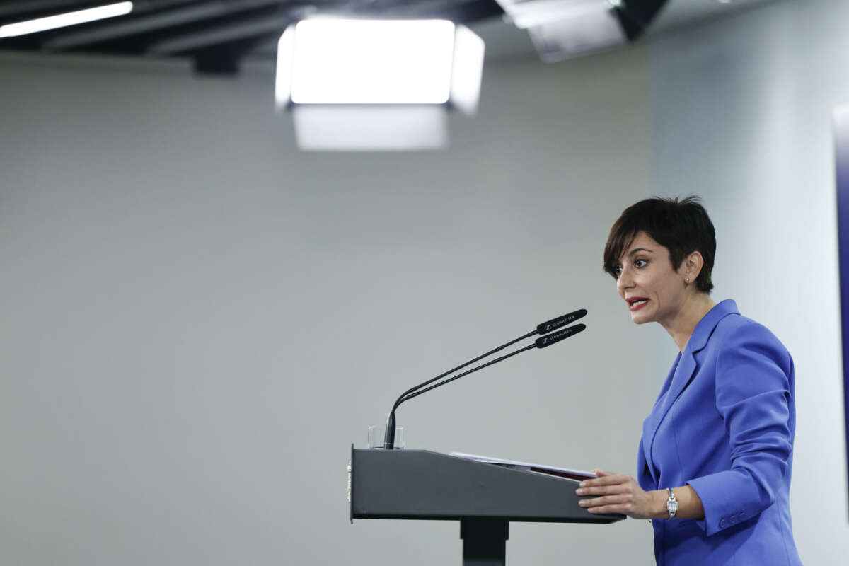 La ministra de Vivienda y Agenda Urbana, Isabel Rodríguez, durante la rueda de prensa ofrecida tras la reunión con representantes del sector de la vivienda, este jueves en Madrid.