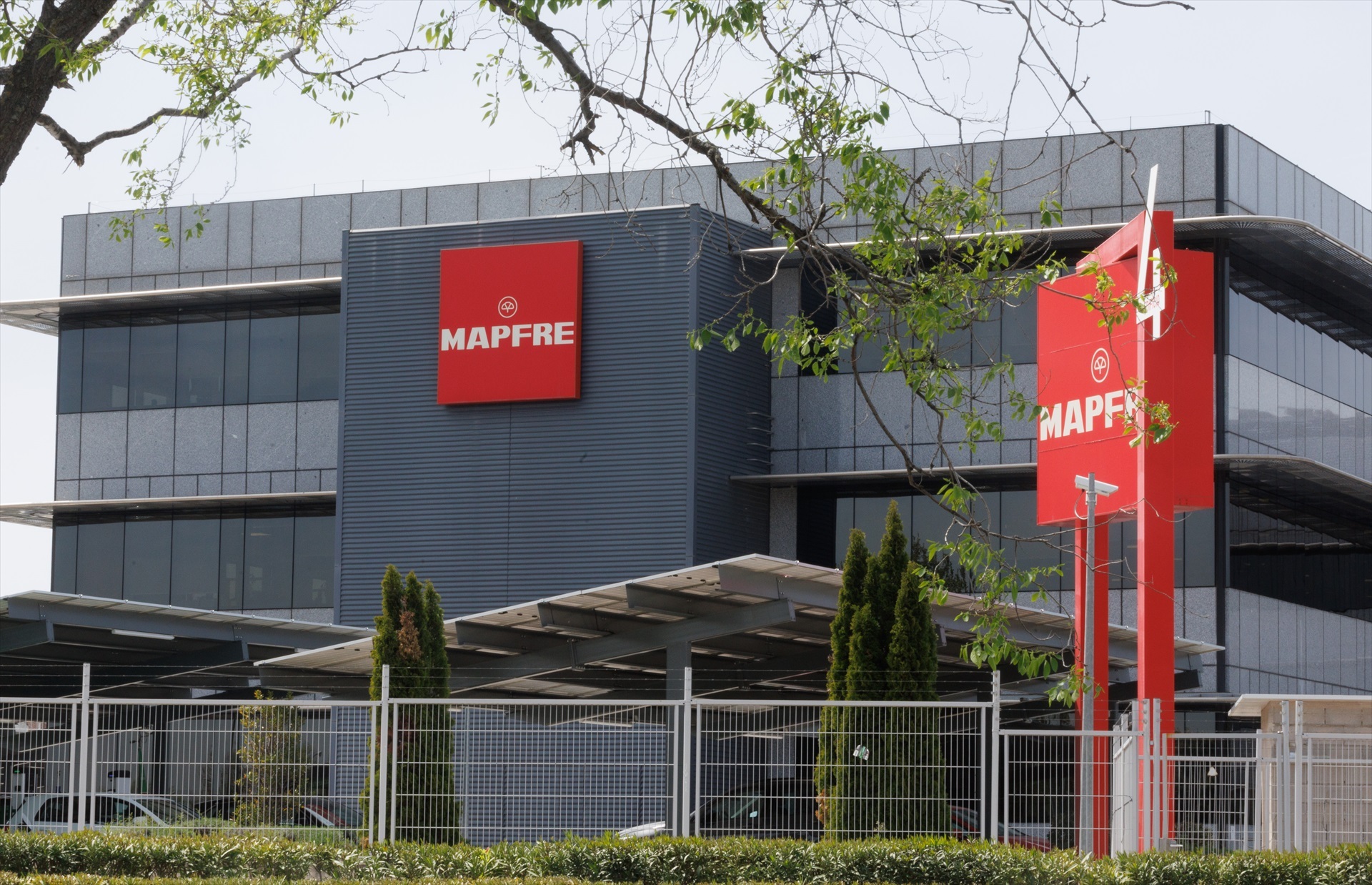 Fachada de la sede de Mapfre en Madrid. Foto: Eduardo Parra / Europa Press