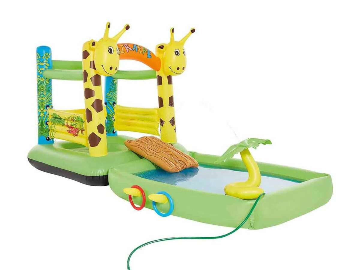 El castillo hinchable con piscina Wehncke, disponible en Lidl.