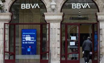 Una sucursal bancaria del BBVA. Foto: EFE/Nacho Gallego