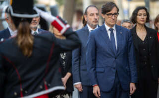 El presidente de la Generalitat de Cataluña, Salvador Illa, llega a la ofrenda floral al monumento de Rafael Casanova, con motivo de la Diada, en la Ronda de Sant Pere-Alí Bei, a 11 de septiembre de 2024, en Barcelona, Catalunya (España). La jornada de la Diada en Cataluña comienza con la ofrenda floral a Rafael Casanova, a la que se espera una comitiva de todas las instituciones y partidos, salvo PP y Vox. Además, hoy es el primer 11 de septiembre sin un presidente independentista al frente de la Generalitat desde hace 12 años y por tanto, no habrá representantes del Executiu en la manifestación soberanista. Lorena Sopêna / Europa Press 11 SEPTIEMBRE 2024;DIADA;INDEPENDENTISMO;CATALUÑA;RAFAEL CASANOVA: OFRENDA 11/9/2024