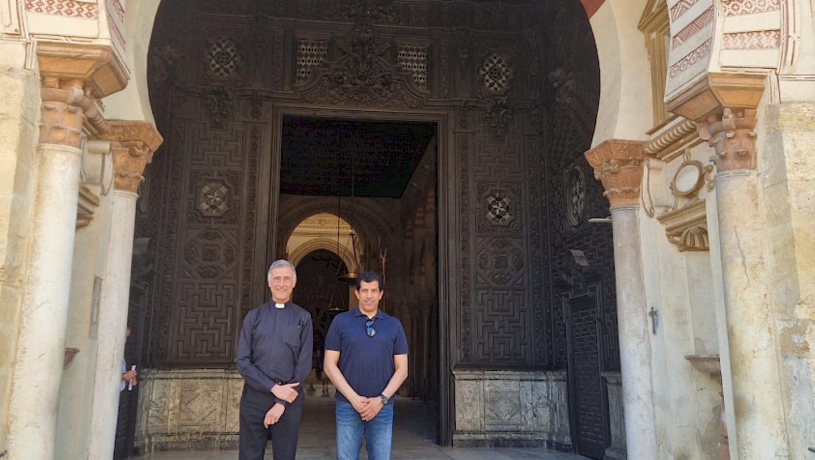 El embajador de Qatar en España, el pasado 6 de septiembre en la Mezquita Catedral de Córdoba. CABILDO CATEDRAL DE CÓRDOBA.