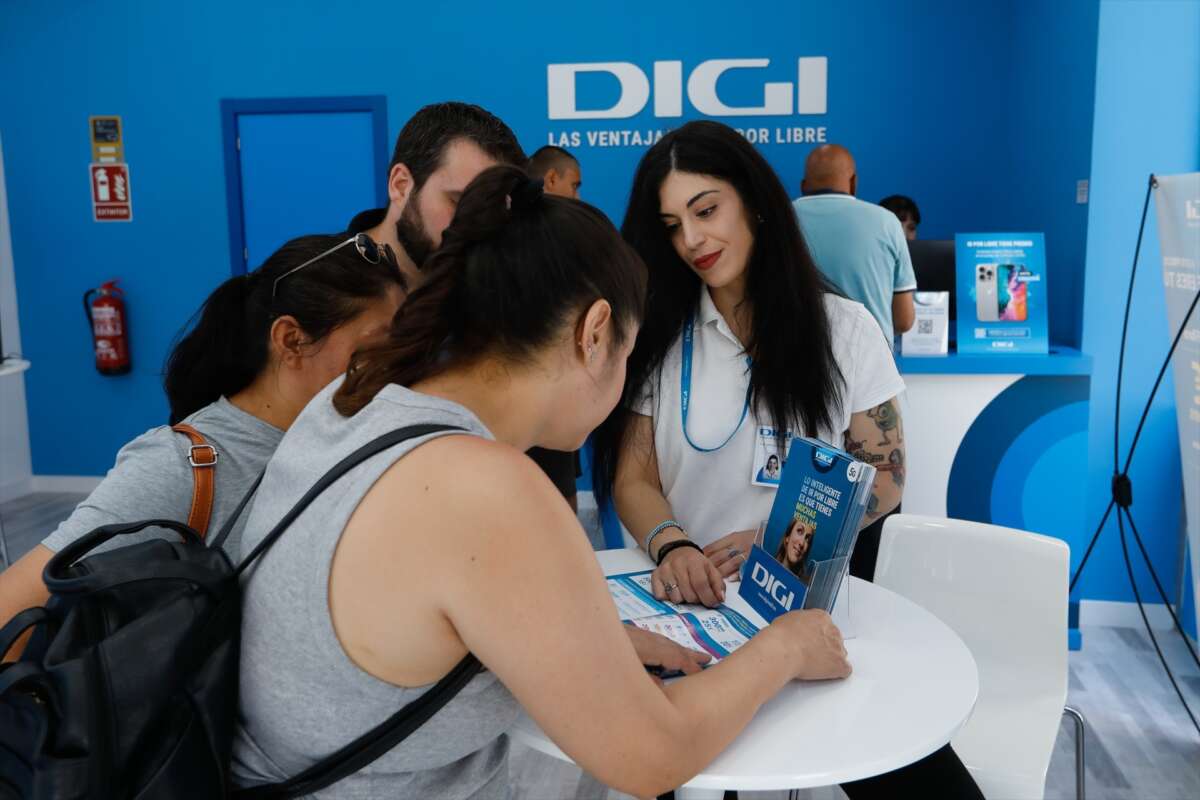 Operadoras low cost como Digi y Pepephone ganan terreno por sus precios y buena relación con los clientes. Foto: Edu Botella / Europa Press