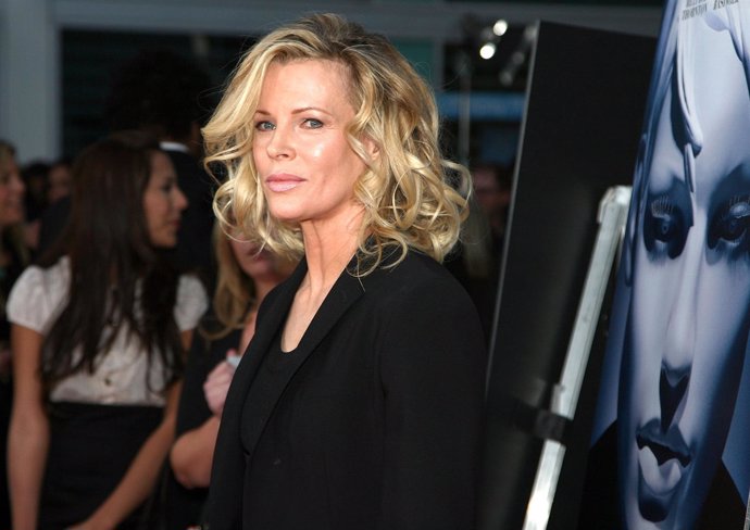 Kim basinger actores hollywood