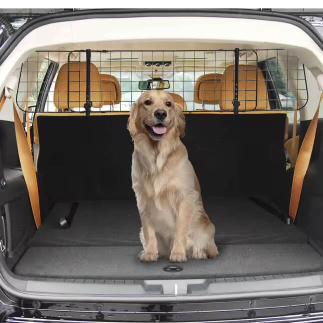 La rejilla de seguridad de coche para perros de Decathlon