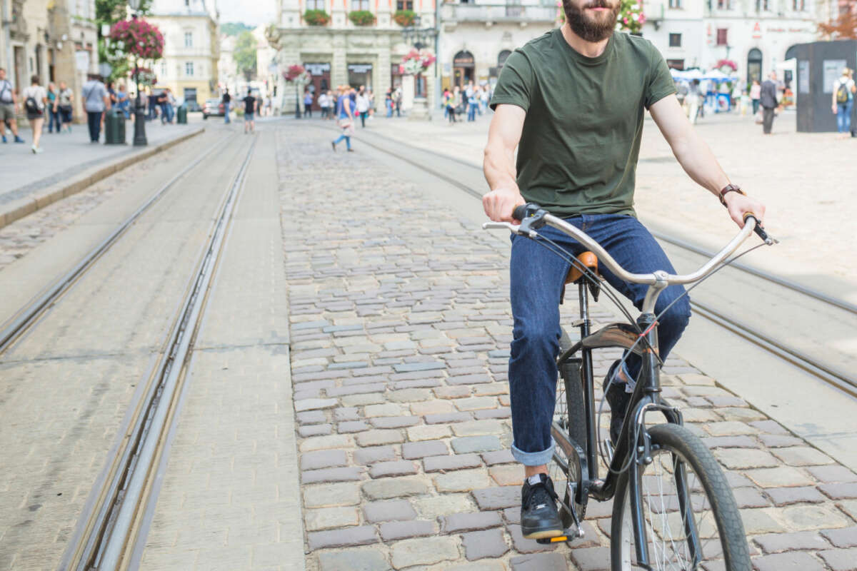 Un ciclista, una de las prioridades de la DGT.