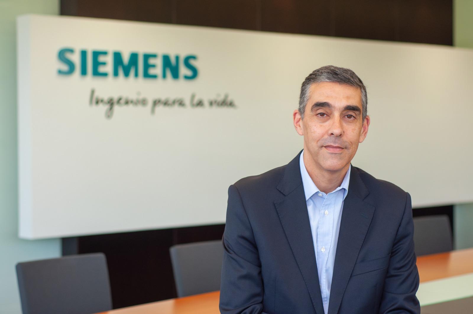 Fernando Silva, el nuevo presidente y CEO de Siemens España, asume el liderazgo con el objetivo de impulsar la digitalización y sostenibilidad.