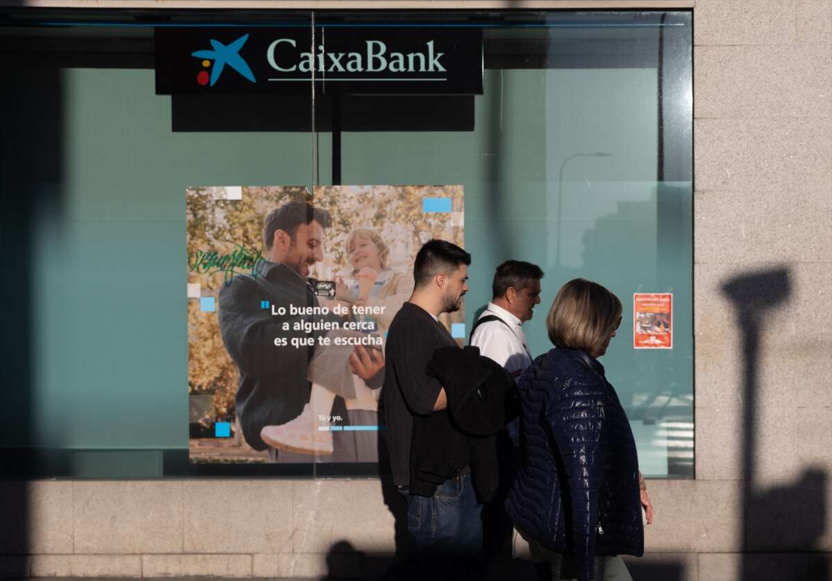 Con más de 11.000 cajeros en toda España, CaixaBank facilita el acceso al dinero de manera rápida y sencilla. Foto: Eduardo Parra / Europa Press