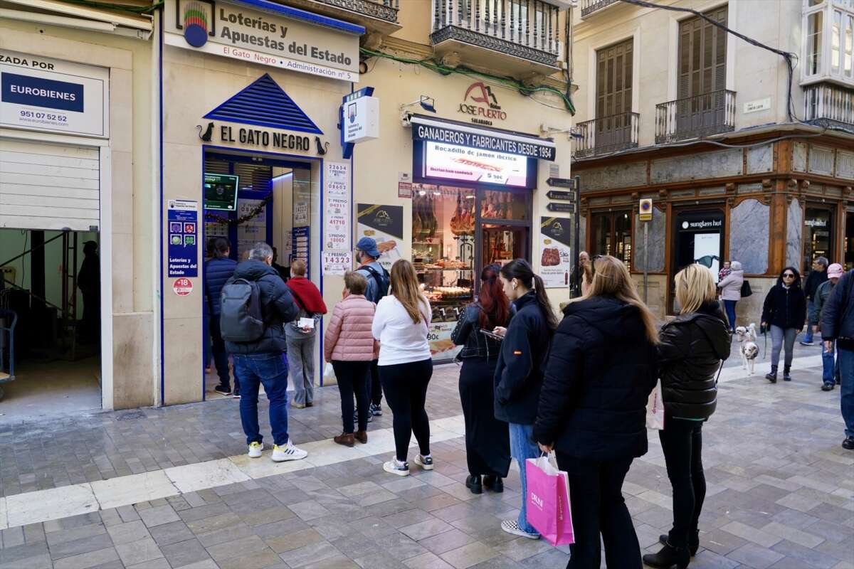 El comprobador en línea facilita conocer si tu décimo ha sido premiado en pocos segundos. Foto: Álex Zea / Europa Press