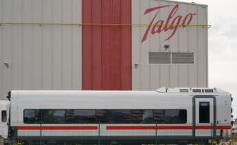 Fachada de la planta de Talgo, en Rivabellosa, País Vasco. Foto: Iñaki Berasaluce / Europa Press