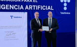 La firma del protocolo sobre inteligencia artificial.