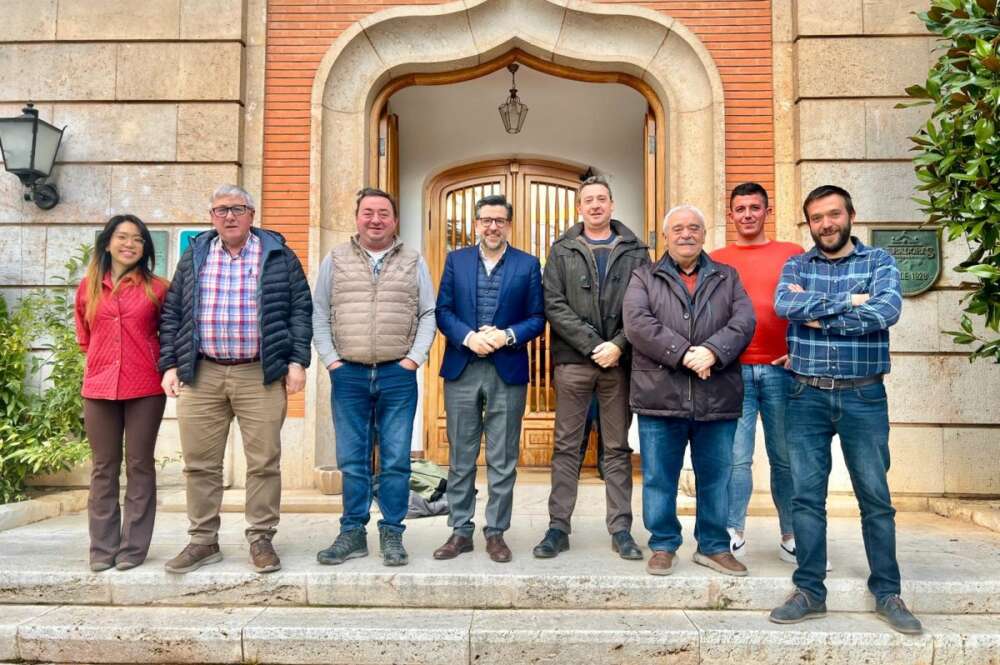 Alcaldes de la Asociación Viento Alto y CIP. Foto: Servimedia.