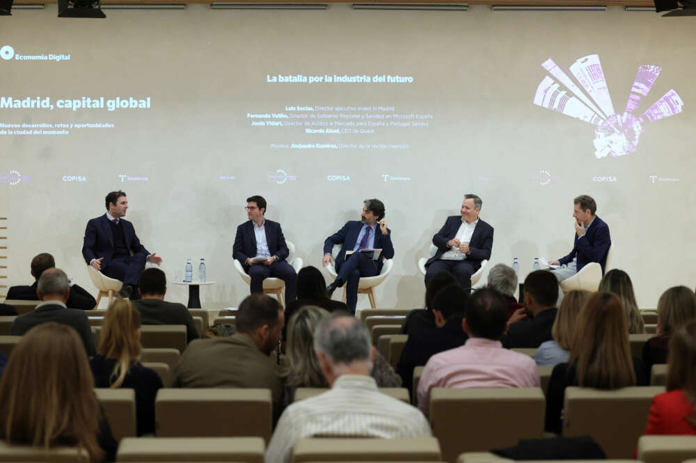 Mesa de debate sobre la Industria del Futuro en el Foro Madrid Capital Global organizado por Economía Digital