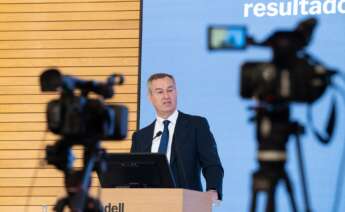 El consejero delegado de Banco Sabadell, César González-Bueno, durante una rueda de prensa para presentar los resultados de 2024, en las oficinas de Banco Sabadell, a 7 de febrero de 2025, en Madrid (España). El Grupo Banco Sabadell logró un beneficio récord de 1.827 millones de euros en 2024, un 37,1% más, después de haber superado en cada uno de los dos últimos trimestres la cota histórica de 500 millones de euros. David Zorrakino / Europa Press 07 FEBRERO 2025;SABADELL;RESULTADOS;2024;BARCELONA;PRESENTA;PRESENTACIÓN 07/2/2025