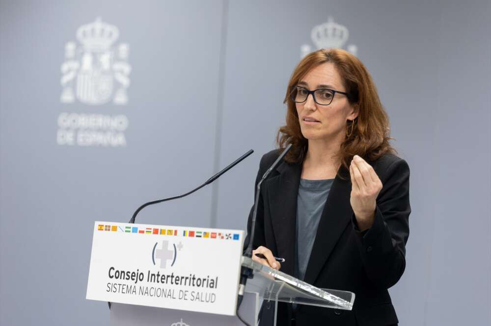 (Foto de ARCHIVO) La ministra de Sanidad, Mónica García, durante una rueda de prensa tras la reunión del pleno del CISNS, en la Sala Polivalente del Ministerio de Sanidad, a 14 de febrero de 2025, en Madrid (España). Eduardo Parra / Europa Press 14/2/2025