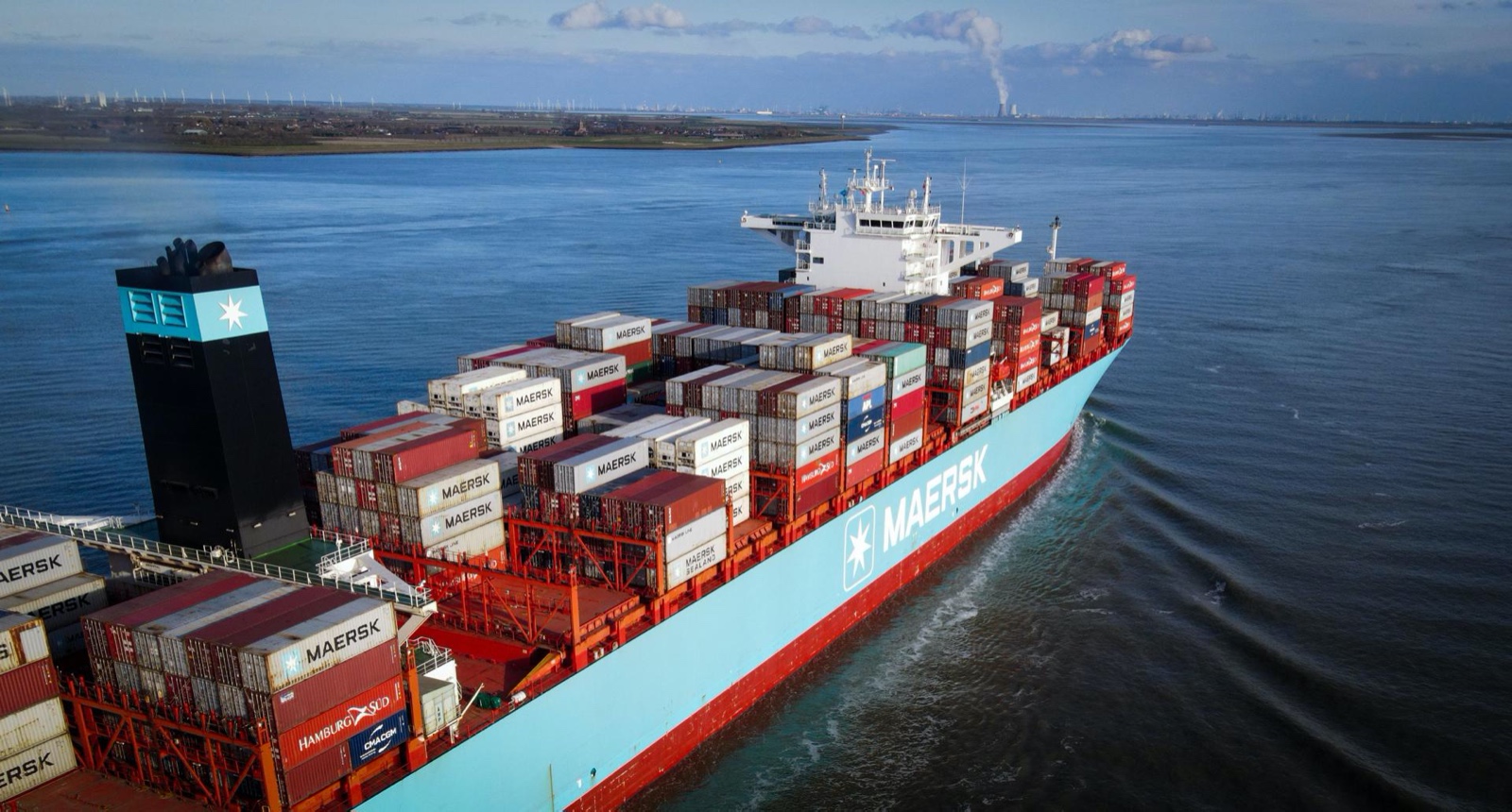 Un barco de mercancías de Maersk. Foto: EFE/ Olivier Hoslet