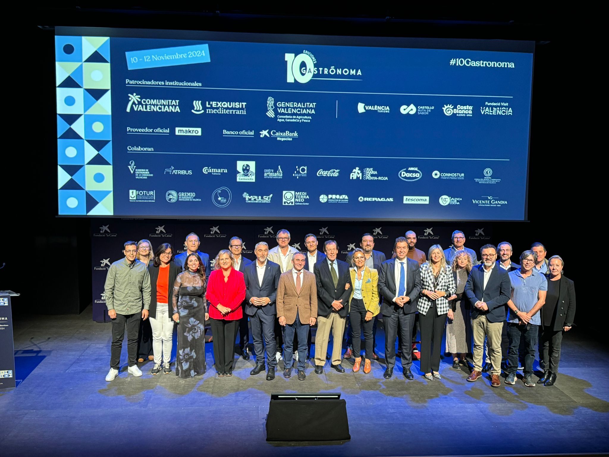 Fotografía de grupo en la presentación de Gastronoma