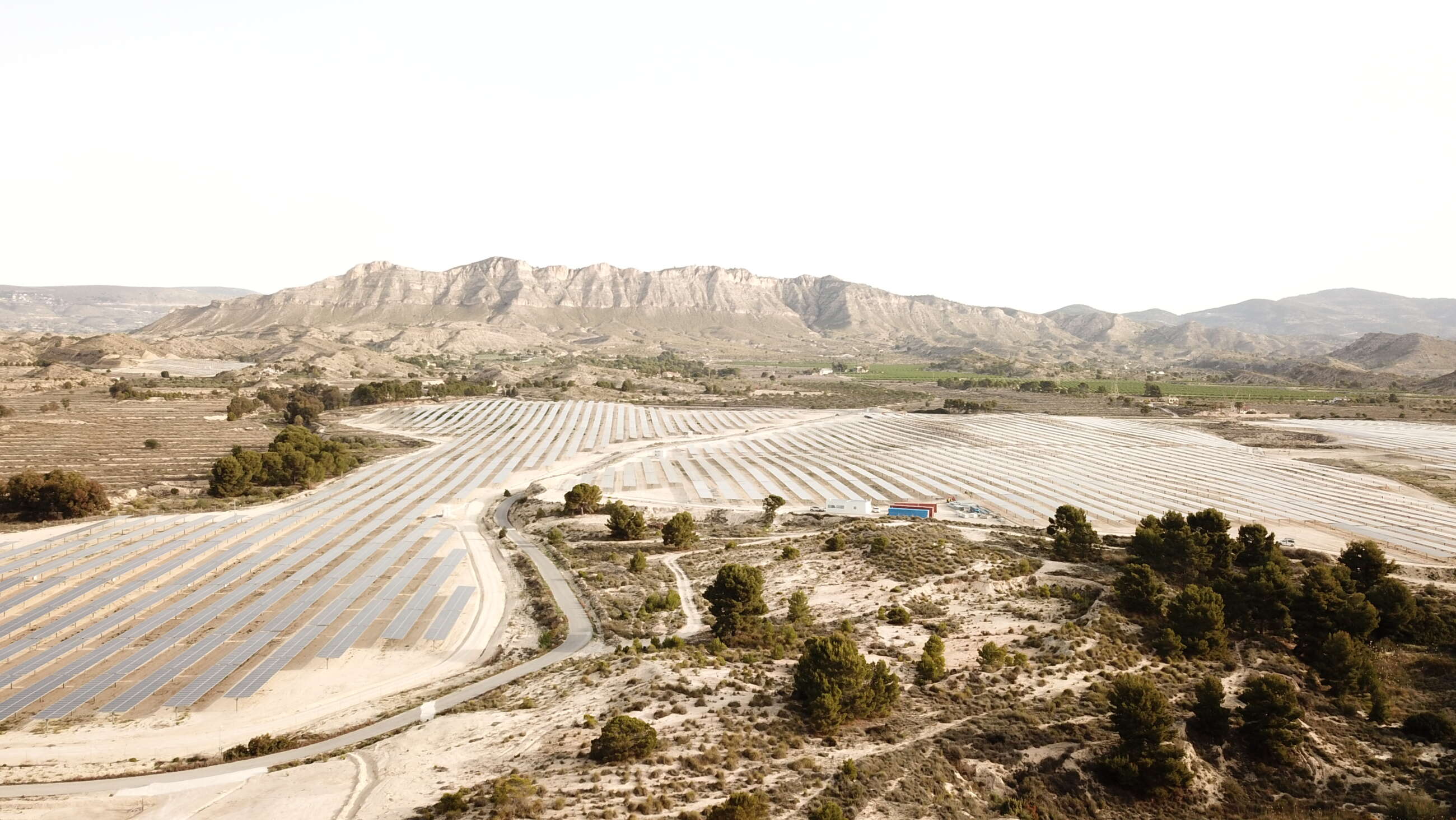 Planta solar fotovoltaica de X-ELIO en Xixona (Alicante)