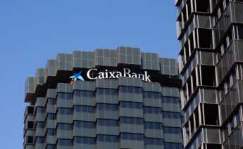 (Foto de ARCHIVO) Fachada de la sede de CaixaBank en la Avenida Diagonal de Barcelona, a 11 de julio de 2022, en Barcelona, Cataluña (España). CaixaBank es un banco español con domicilio social en Valencia y sedes operativas en Madrid y en Barcelona. Fundado en 2011 por la Caja de Ahorros y Pensiones de Barcelona, aportó los activos y pasivos de su negocio bancario. David Zorraquino / Europa Press 09 AGOSTO 2022;BARCELONA;CATALUÑA;SEDES BANCOS;CAIXABANK 11/7/2022