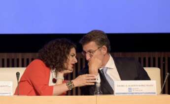 Alberto Núñez Feijóo y María Jesús Montero durante la presentación del Anuario del Foro Económico de Galicia / E.P.