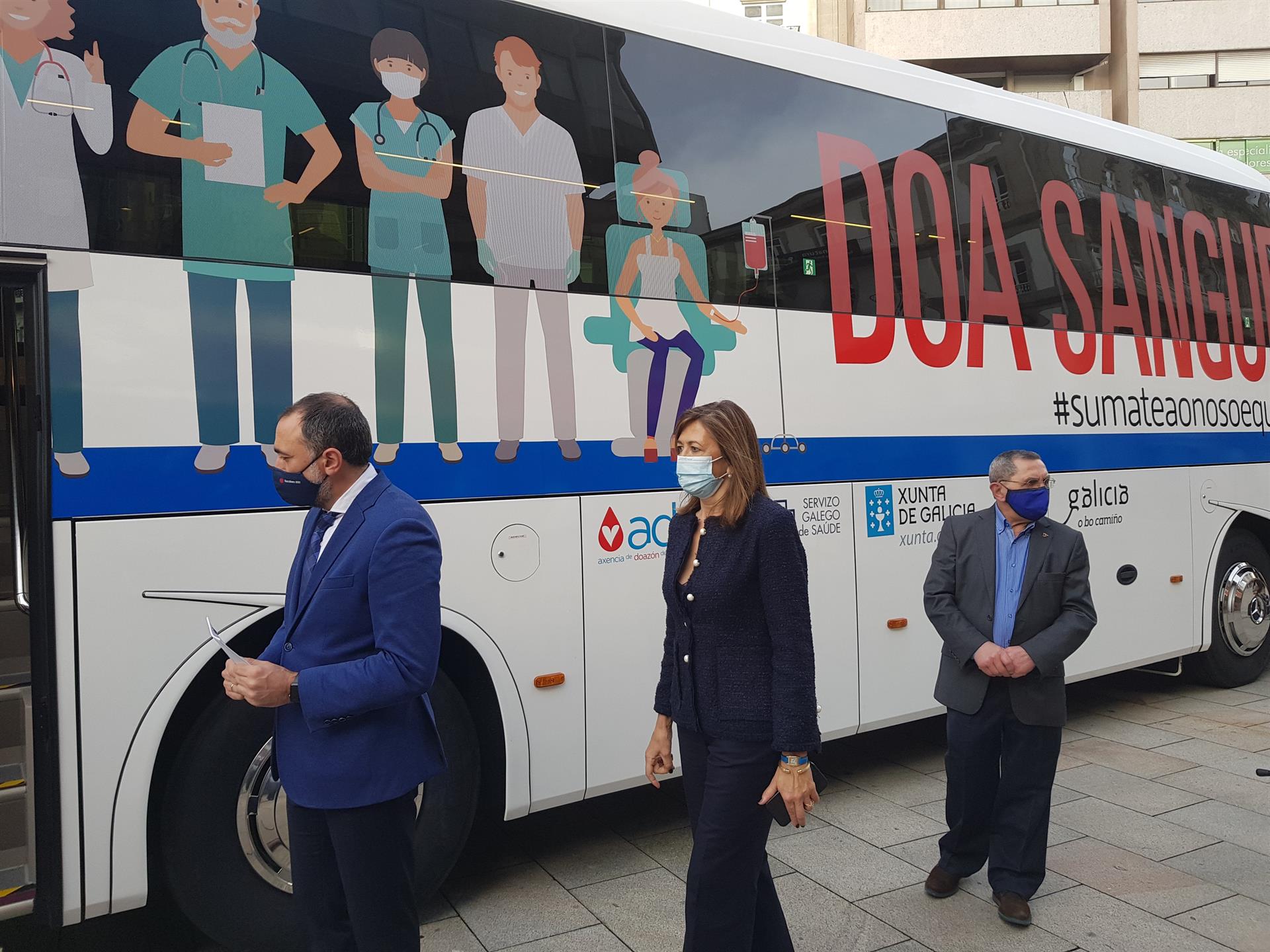 El conselleiro de Sanidade, Julio García Comesaña, en un acto en Vigo, coincidiendo con el primer día de la desescalada hostelera en Galicia. E.P.