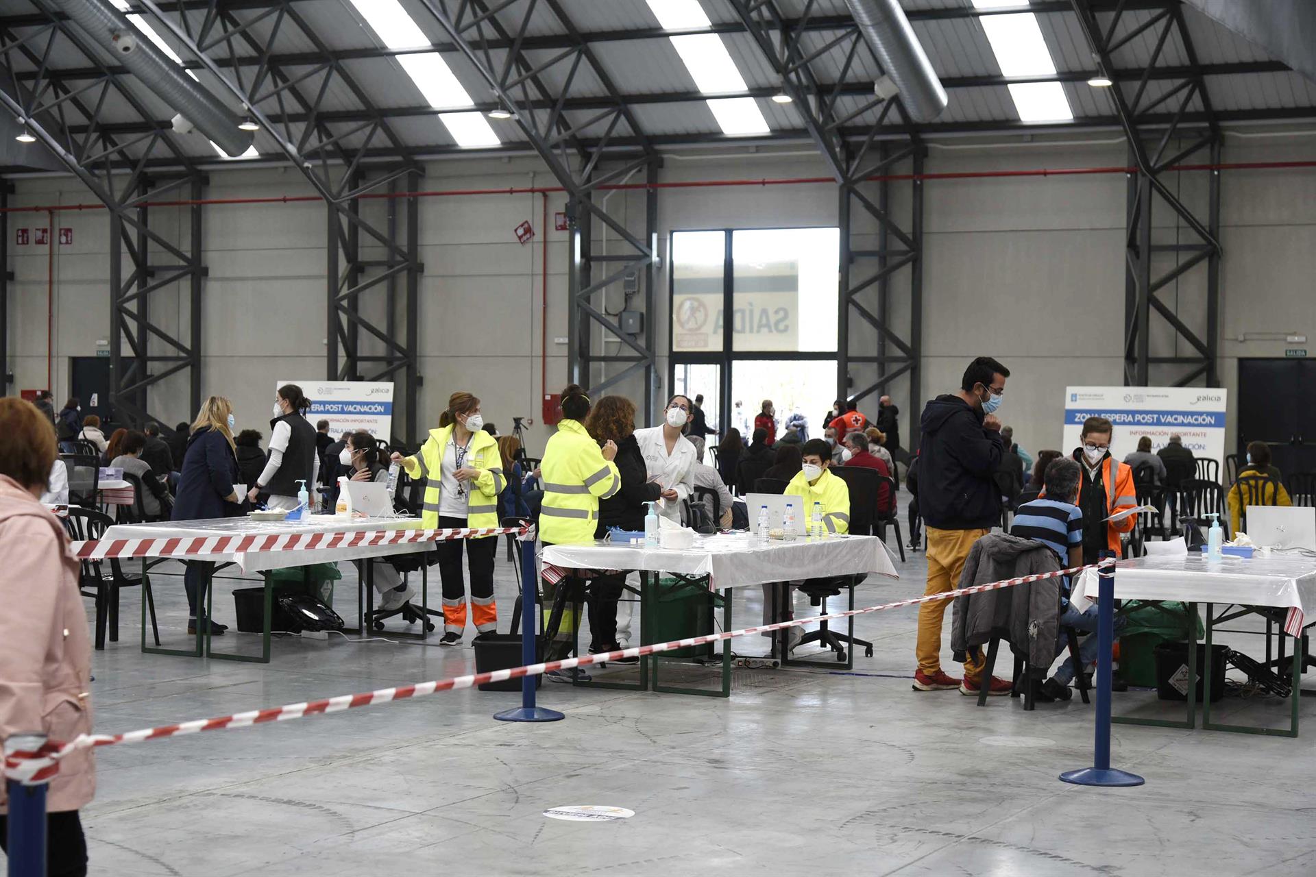 Vista general del Instituto Ferial de Vigo (Ifevi), en Pontevedra, Galicia (España), a 13 de marzo de 2021. Un total de 4.400 personas serán inmunizadas por un equipo de 60 profesionales sanitarios que administrarán la vacuna de AstraZeneca a los ciudadan - Europa Press