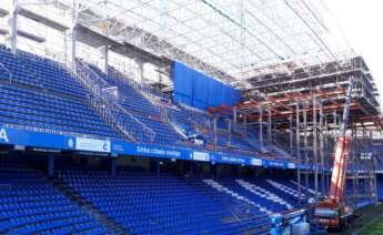 Arias Infraestructuras abordó las obras de renovación y cambio de cubierta en el estadio de Riazor. Foto: Arias