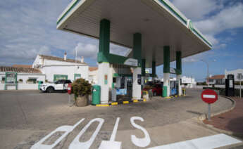 Las gasolineras prevén una rebaja en el consumo debido al aumento del precio de los combustibles. Foto de archivo: EFE