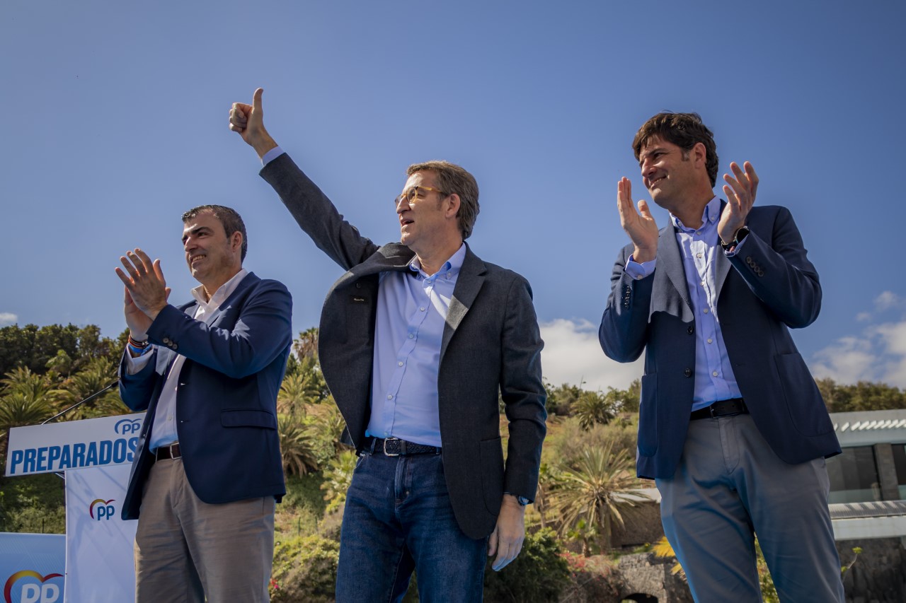 Alberto Núñez Feijóo hace campaña a la presidencia del PP en Tenerife