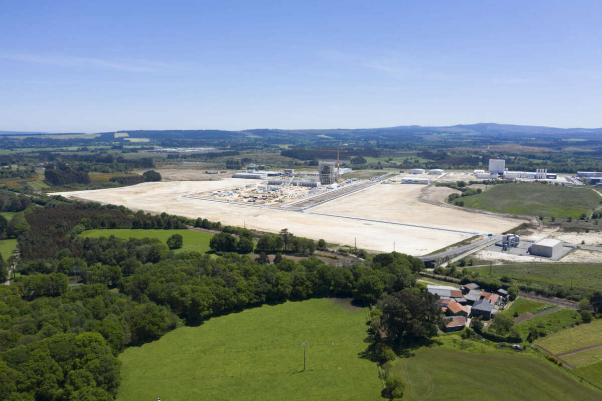 Vista aérea del polígono de Teixeiro (Curtis)