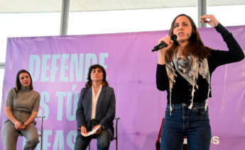 La secretaria general de Podemos, Ione Belarra, y la exministra de Igualdad, Irene Montero, participan en un acto en Palexco junto a Isabel Faraldo, candidata a la Presidencia de la Xunta