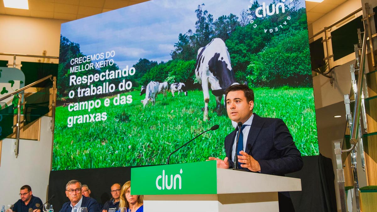 El director general de Clun, Juan Gallástegui, en asamblea general - CLUN