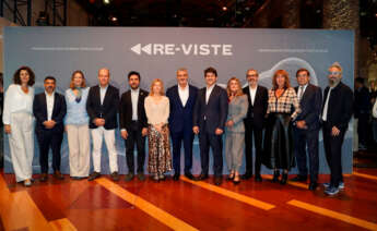 Representantes del Comité de Dirección de RE-VISTE junto a Marta Gómez Palenque, directora general de Calidad y Evaluación Ambiental y Alejandro Dorado, comisionado para la Economía Circular del Ministerio para la Transición Ecológica y el Reto Demográfico