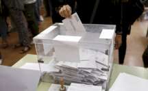 Una urna en un colegio electoral de Barcelona en las elecciones catalanas de 2005. Foto: EFE