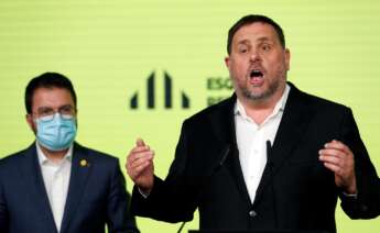 El presidente de ERC, Oriol Junqueras, y el candidato del partido al 14-F, Pere Aragonès, comparecen para valorar los resultados de las elecciones catalanas del 14 de febrero de 2021 | EFE/AE