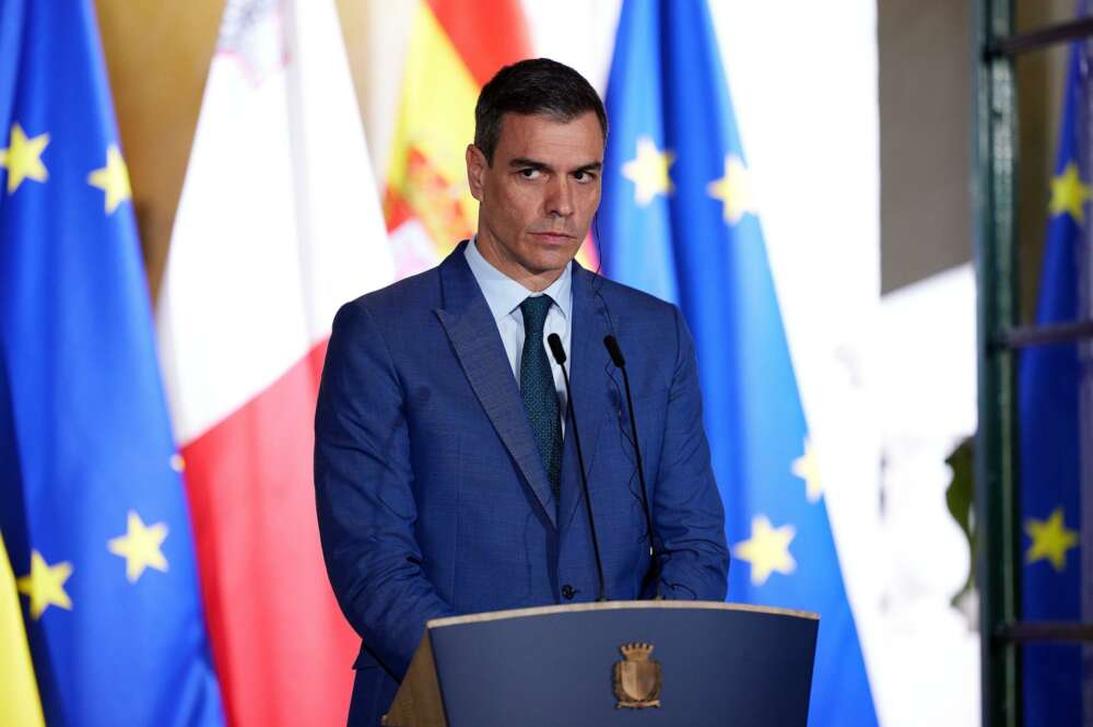 Pedro Sánchez en un acto en La Valeta, Malta. EFE