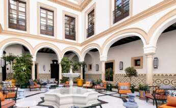 Patio de los naranjos del Hotel Don Ramón.