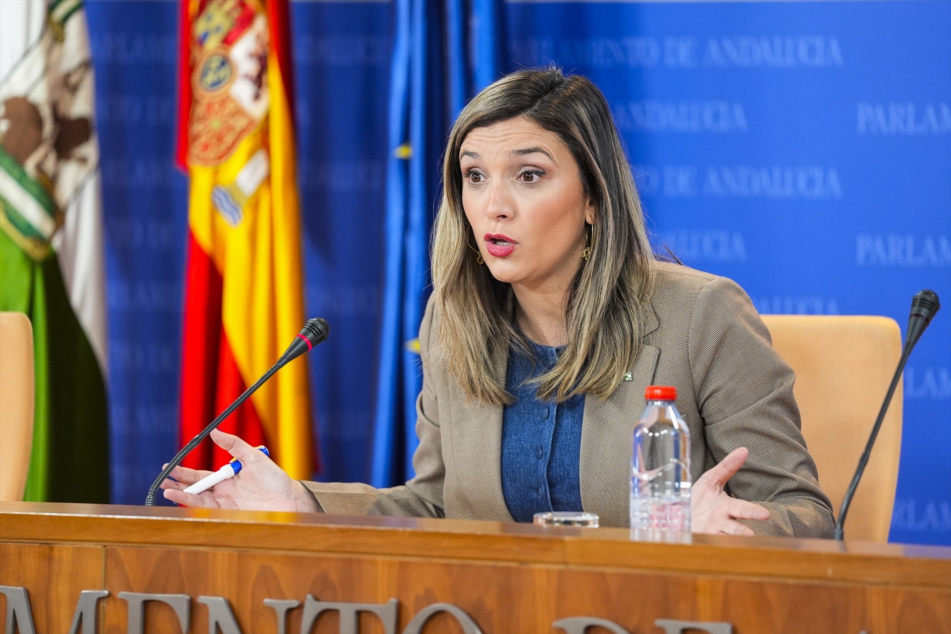 (Foto de ARCHIVO) La portavoz del Grupo Parlamentario Socialista, María Márquez, durante la ronda de ruedas de prensa de portavoces de los grupos parlamentarios en el Parlamento de Andalucía, a 12 de febrero de 2025 en Sevilla (Andalucía, España). Los portavoces de los grupos parlamentarios, se dan cita en la sala de prensa para atender a los medios de comunicación de forma periódica. Joaquin Corchero / Europa Press 12/2/2025